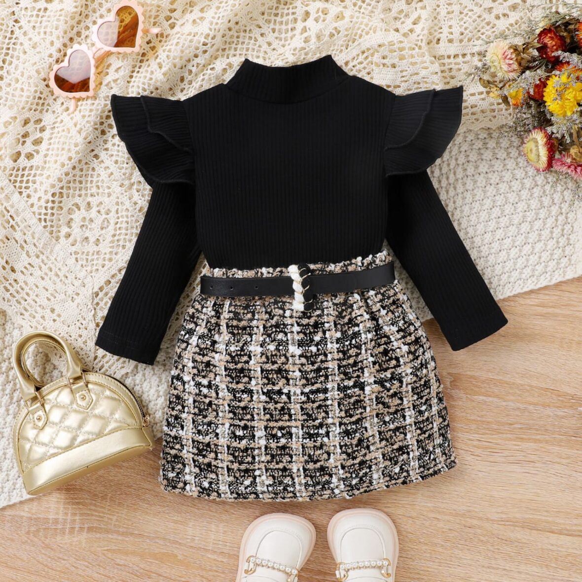 black top + 2 pocket plaid skirt