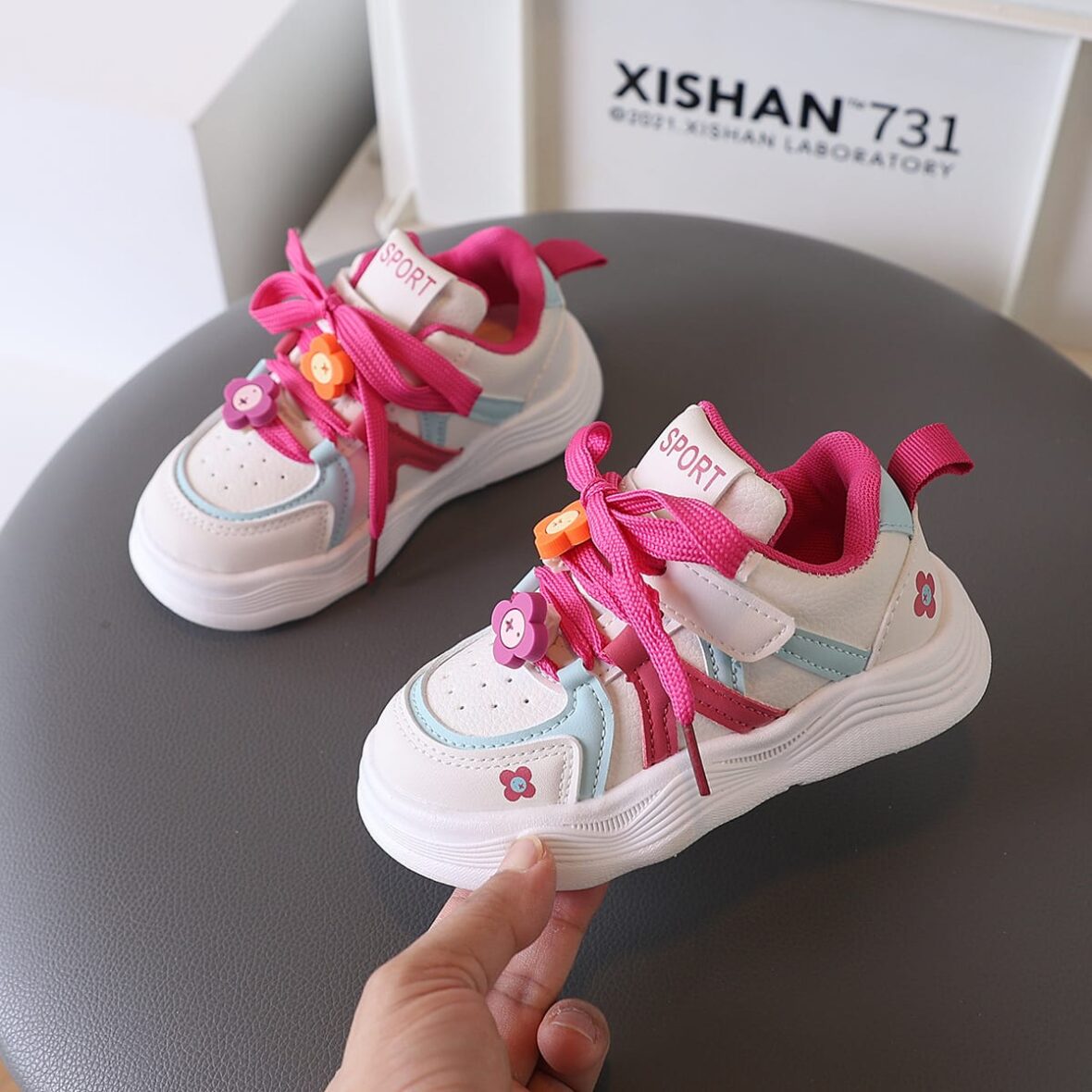 Kids And Toddler Girls Colourful Flower Lace Sneakers – White Sport Shoes