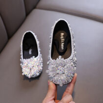 Toddler And Kids Girls Silver Rhinestone Pearl Dress Shoes
