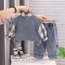 Toddlers And Kids Plaid Shirt and Denim Vest Outfit Set with Jeans (1)