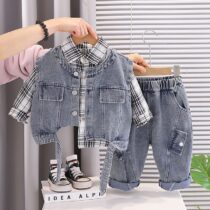 Toddlers And Kids Plaid Shirt and Denim Vest Outfit Set with Jeans (2)